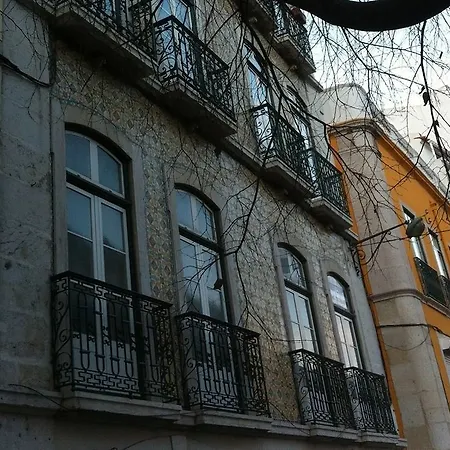 B&B Asul