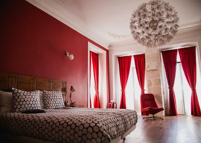 Asul Bed & Breakfast 4*